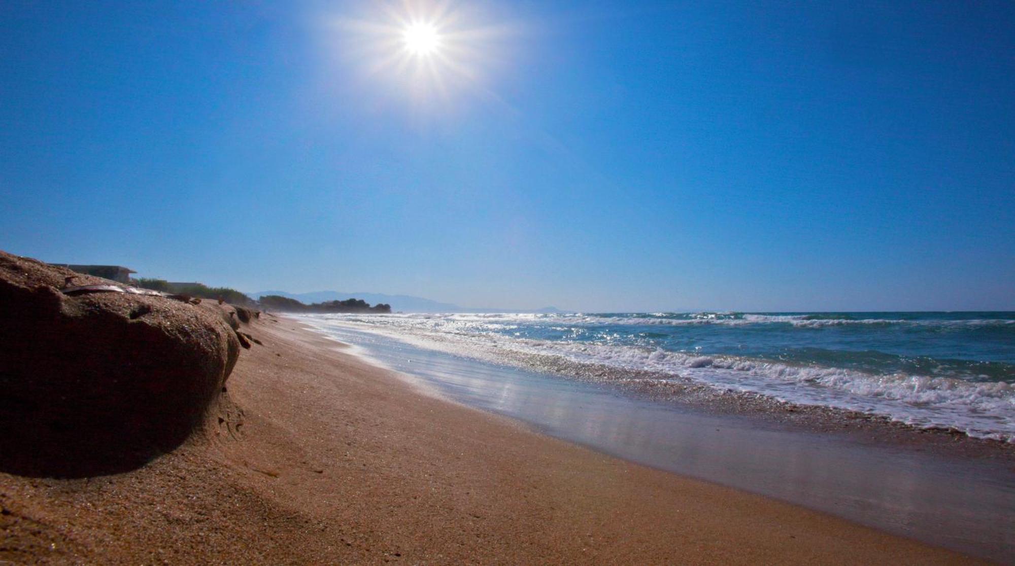 Dedalos Beach Hotel Sfáka エクステリア 写真